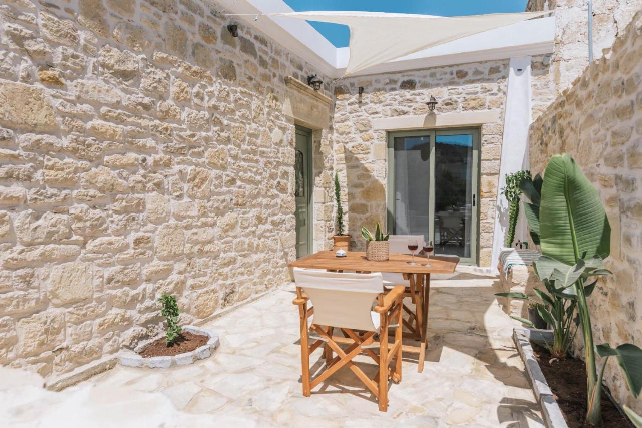 Papadia Luxury Apartments Pitsidia Exterior foto