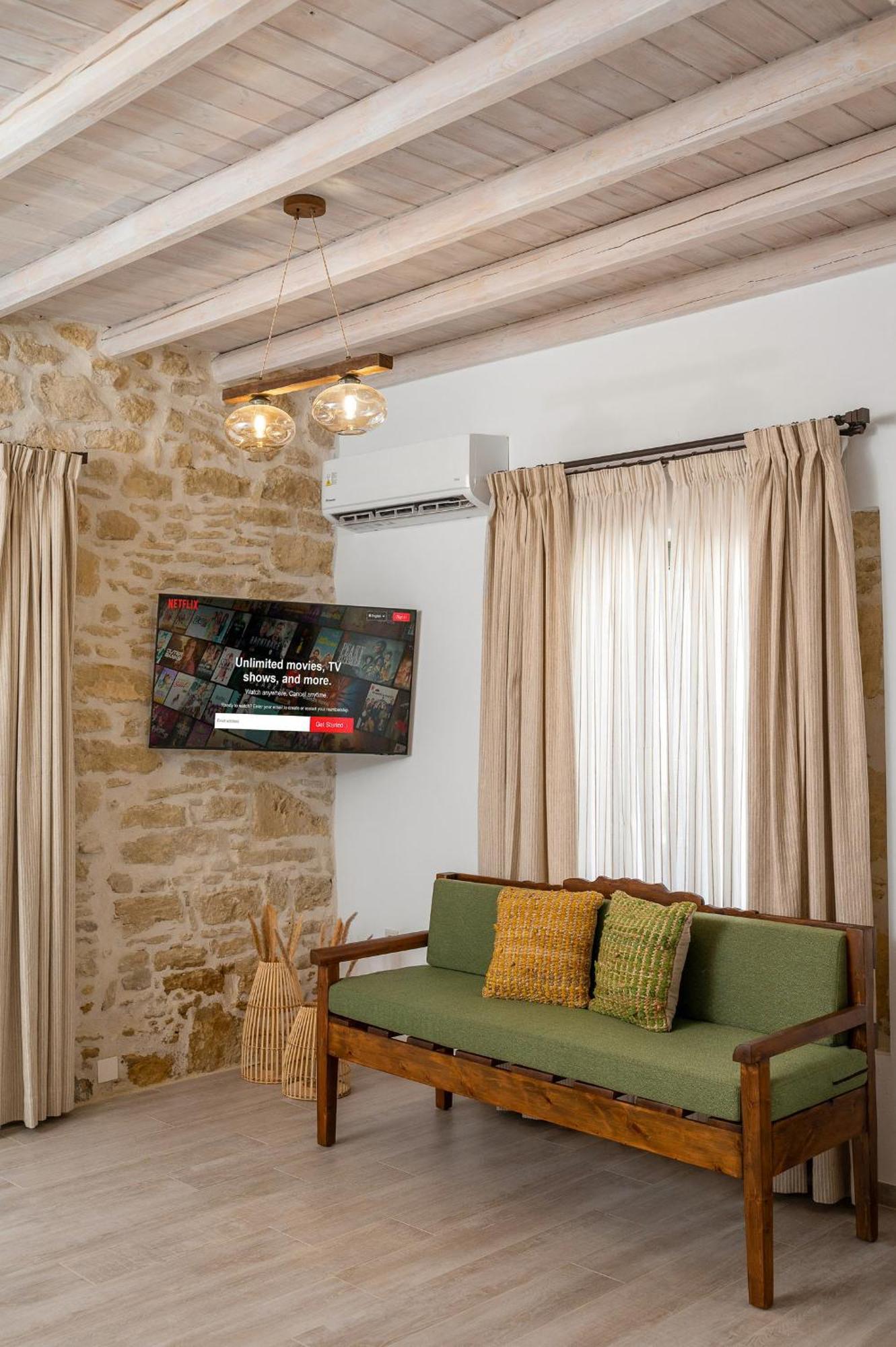 Papadia Luxury Apartments Pitsidia Exterior foto