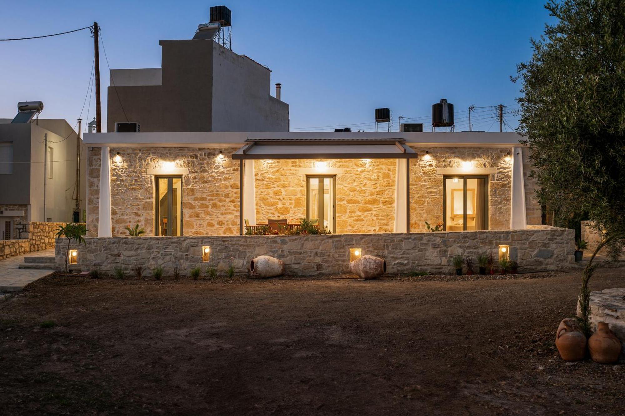 Papadia Luxury Apartments Pitsidia Exterior foto